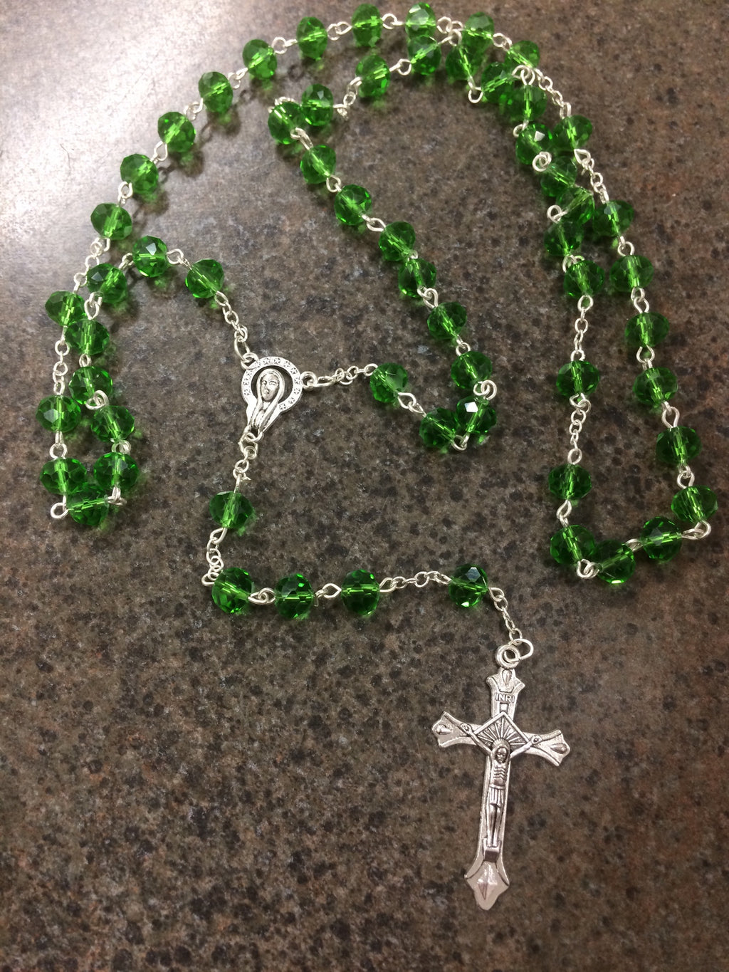 PERIDOT GLASS BEAD 8MM RSRY