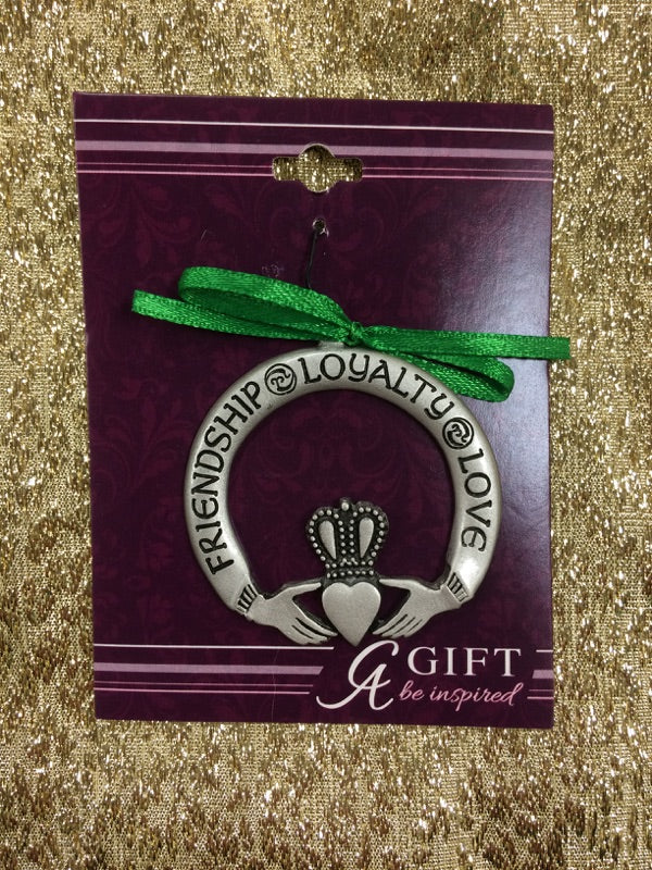 CLADDAGH ORNAMENT GREEN RIBBON