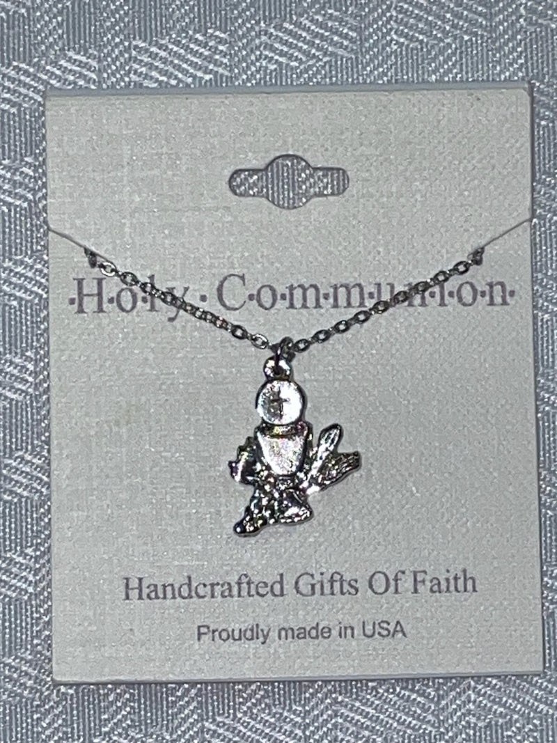 COMMUNION CHALICE/GRAPES NECK