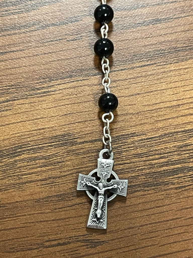 5MM BLK CELTIC COMM ROSARY
