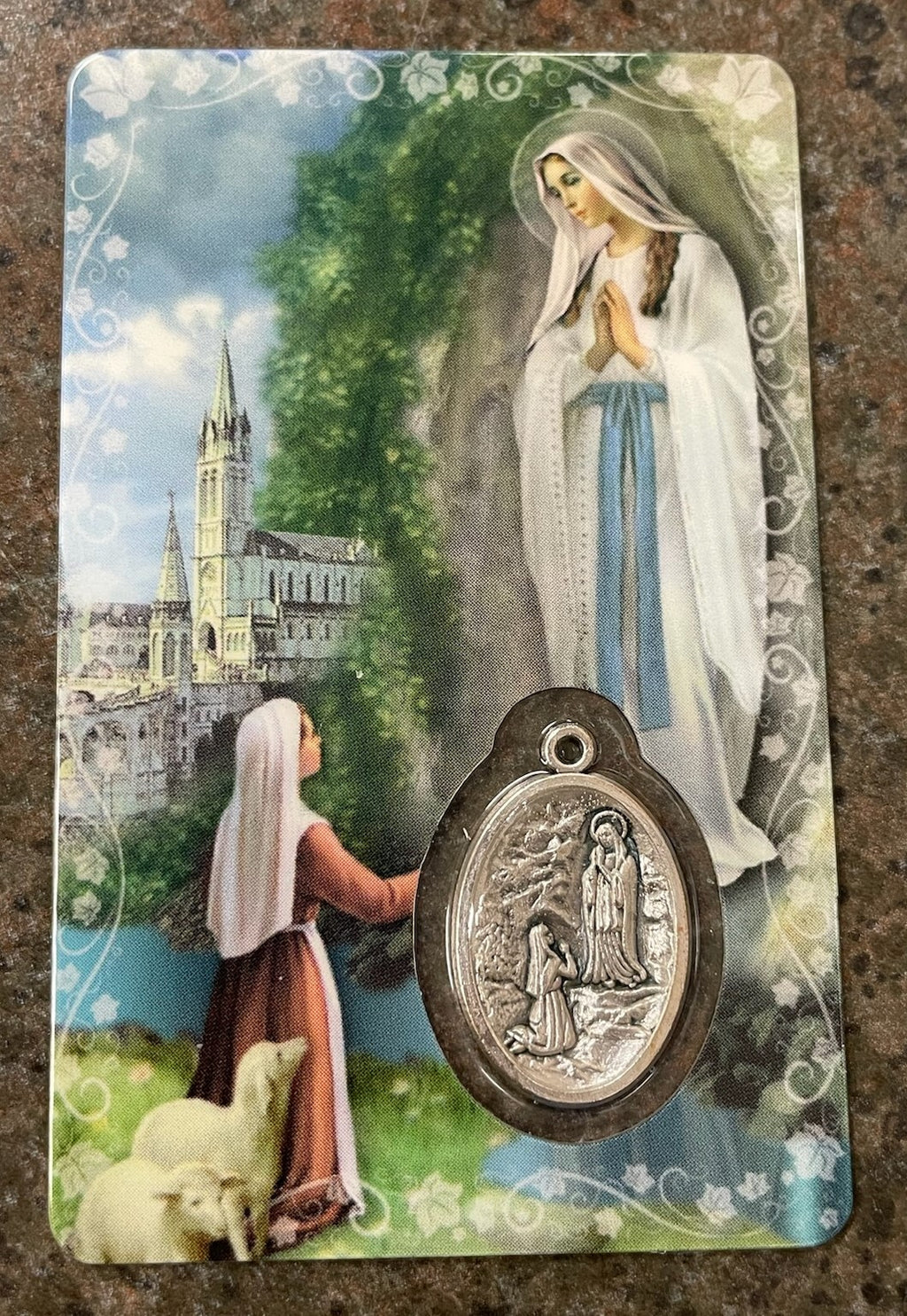 OUR LADY OF LOURDES CARD/MEDAL