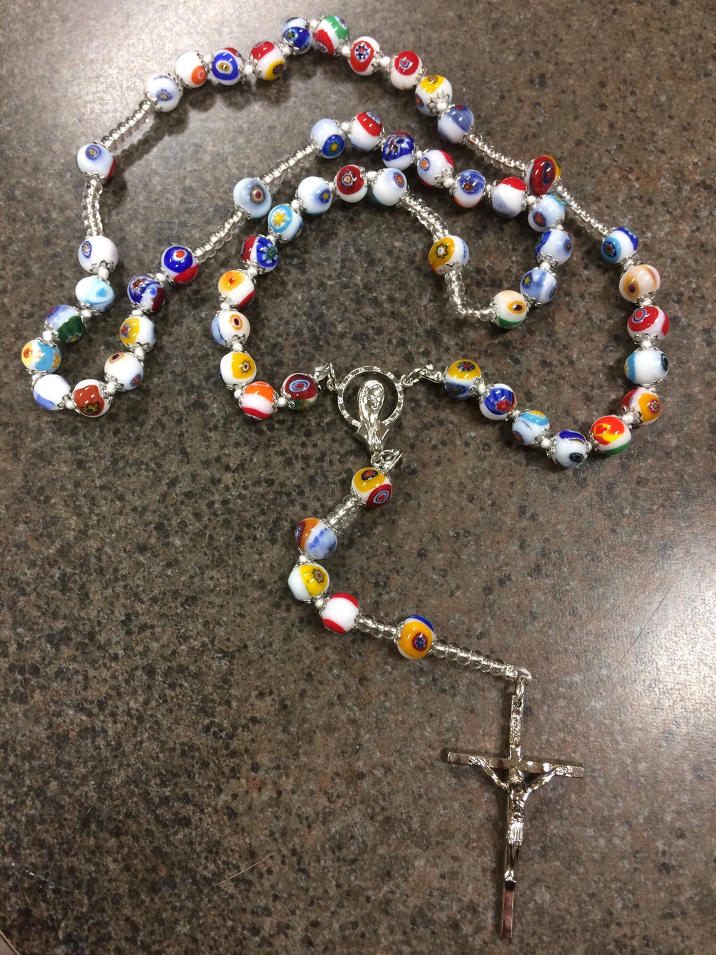 WHITE MURANO KNOTTED ROSARY